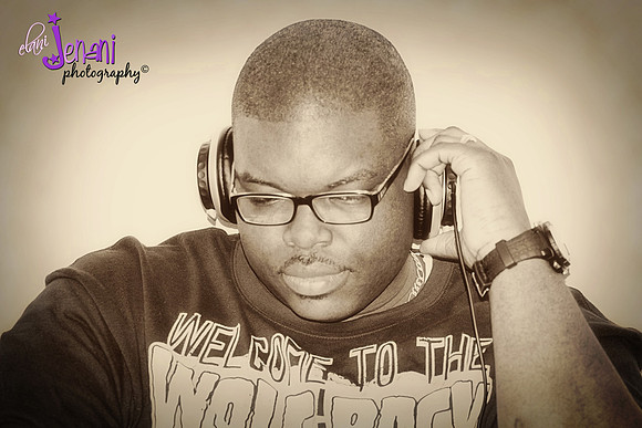 DJ ROB STEPHENS